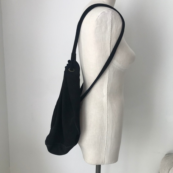 100% Leather Black Shoulder Back Bag